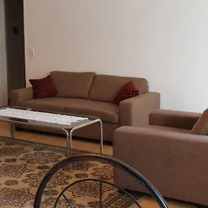 https://majestic.find-berlin-hotels.com